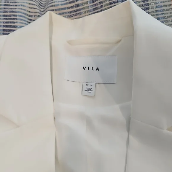VILA Cream Tailored Suit, Size M - Picture 4 of 8